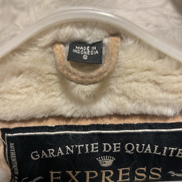 Express Coat leather upper With Fur size small could fit Medium - Picture 8 of 15